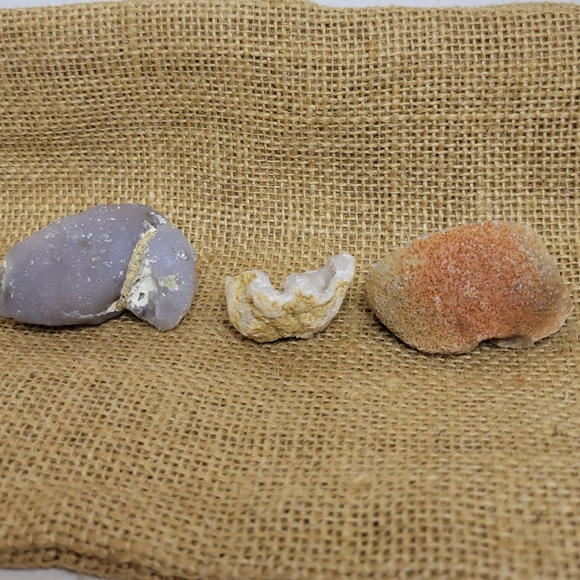 Trio of Small Agate Natural Crystal Geodes, Purple Blue Cream - Picture 6 of 6